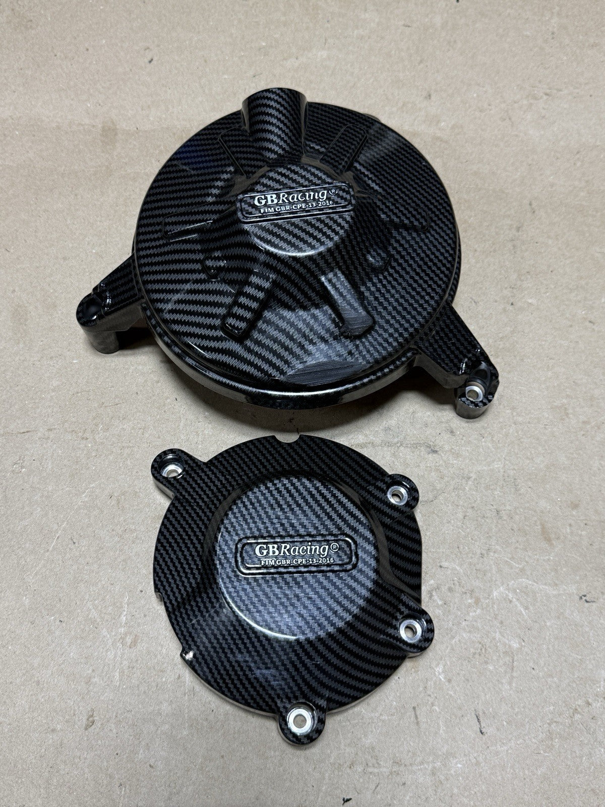 GB Racing Engine Cover Set Aprilia RSV4 / RR / Tuono V4R 2010-2020 Carbon Fiber