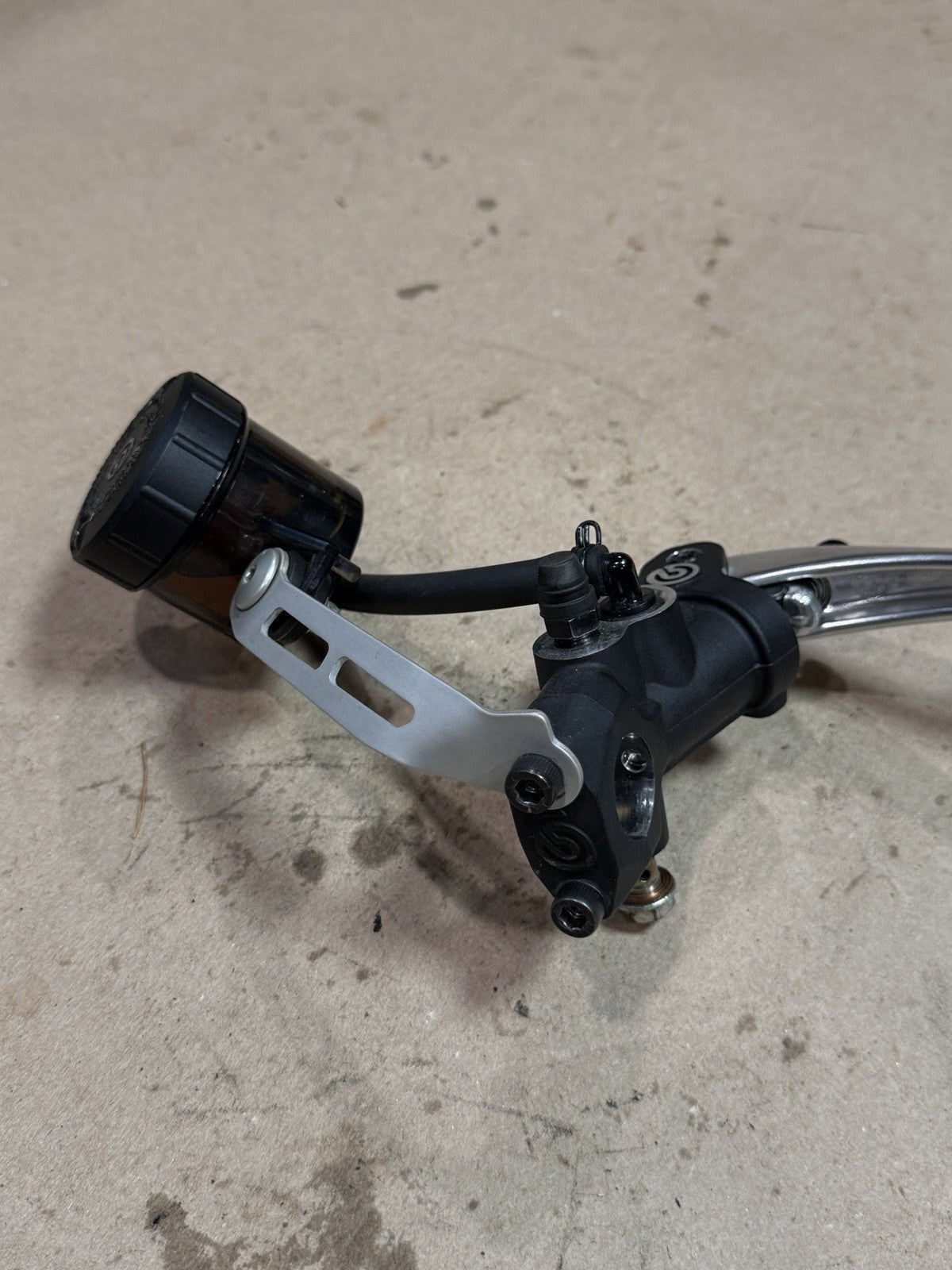 Genuine OEM Brembo Aprilia RSV4 1100 Front Brake Master Cylinder 2021-2024