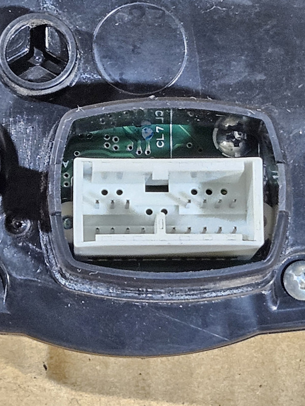 2006 Suzuki GSXR600 Instrument Cluster OEM 3412001H20 Genuine Gauges Speedo Tach8