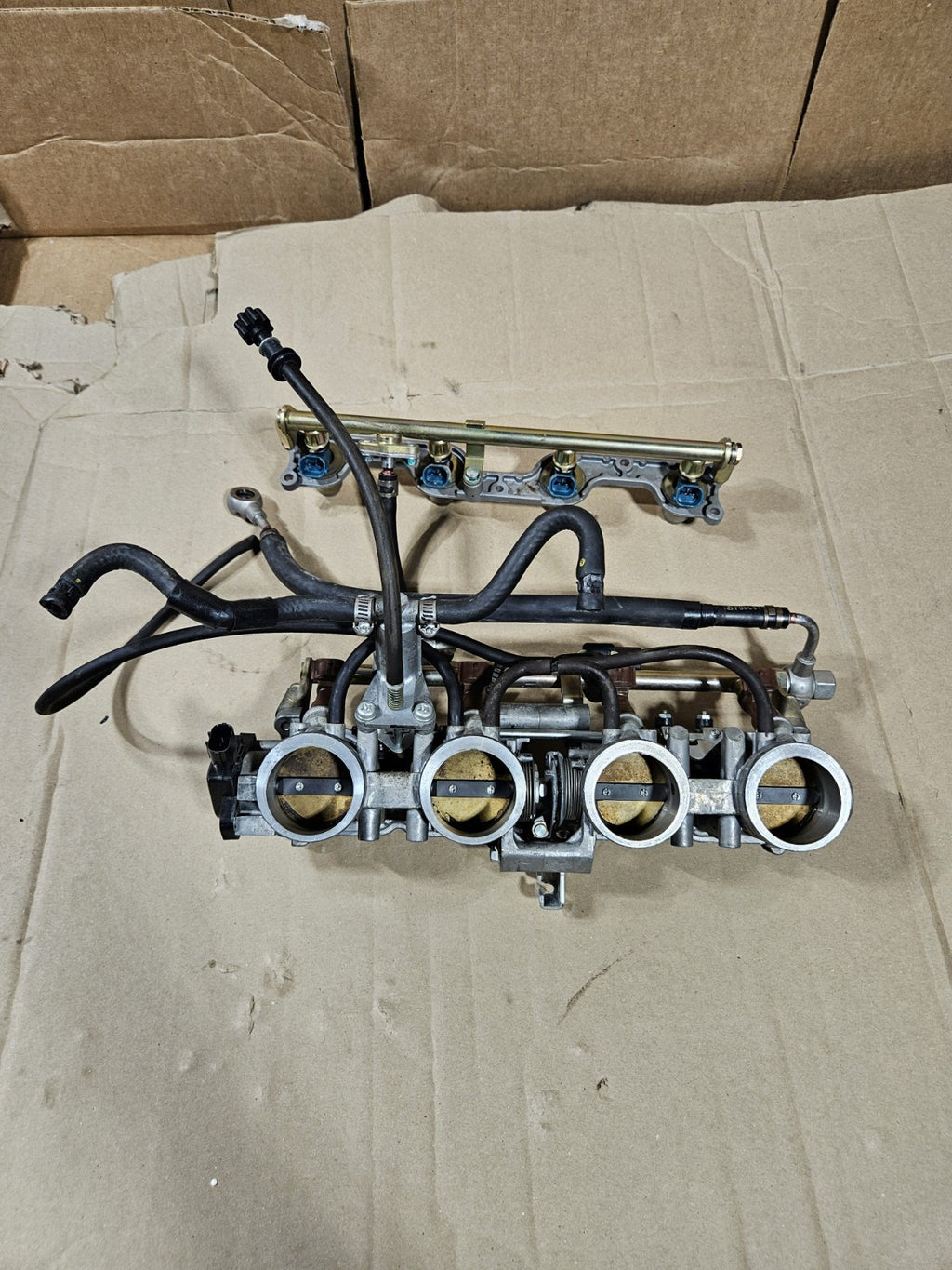 2006-2007 Honda CBR1000RR Fireblade OEM Throttle Bodies Injectors 16401-MEL-A216