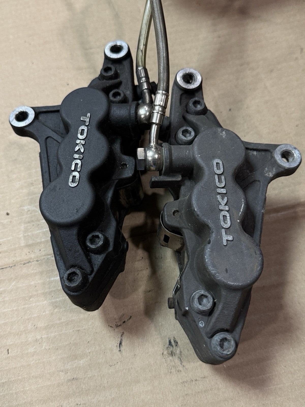 98-99 KAWASAKI NINJA ZX6R RIGHT LEFT FRONT BRAKE CALIPER SET PAIR CALIPERS Lever1