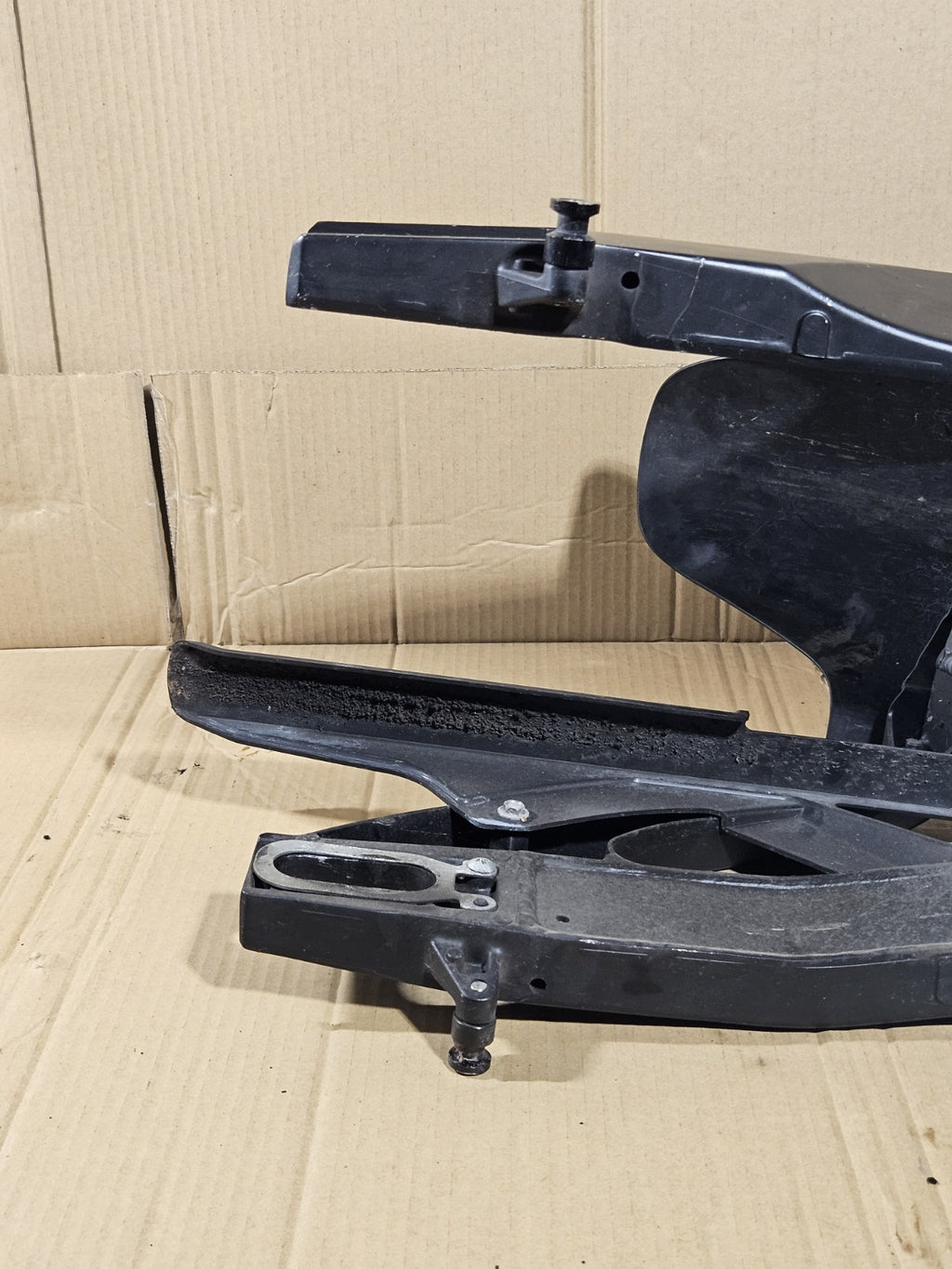 2006 2007 Suzuki GSXR600 Swingarm with Rear Shock and Linkage Set OEM 20
