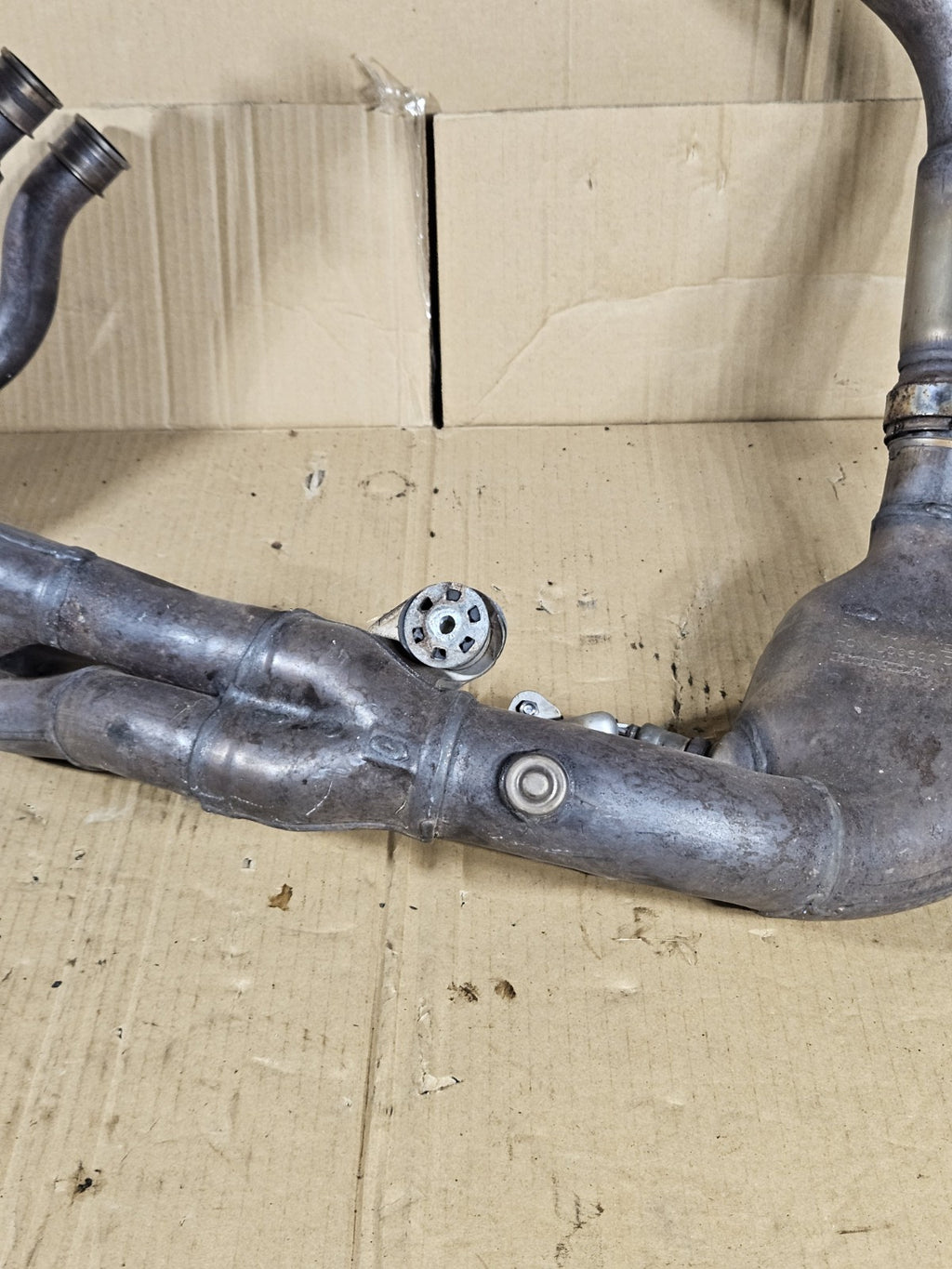 2013 Honda CBR600RR Exhaust Headers and Muffler with Headers OEM 18305-MJC-30512