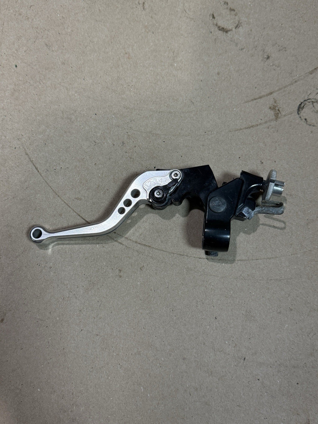 2008-2016 Yamaha YZF-R6 R6 OEM Clutch Perch Mount Lever 2C0-82910-01-00 Assembly1