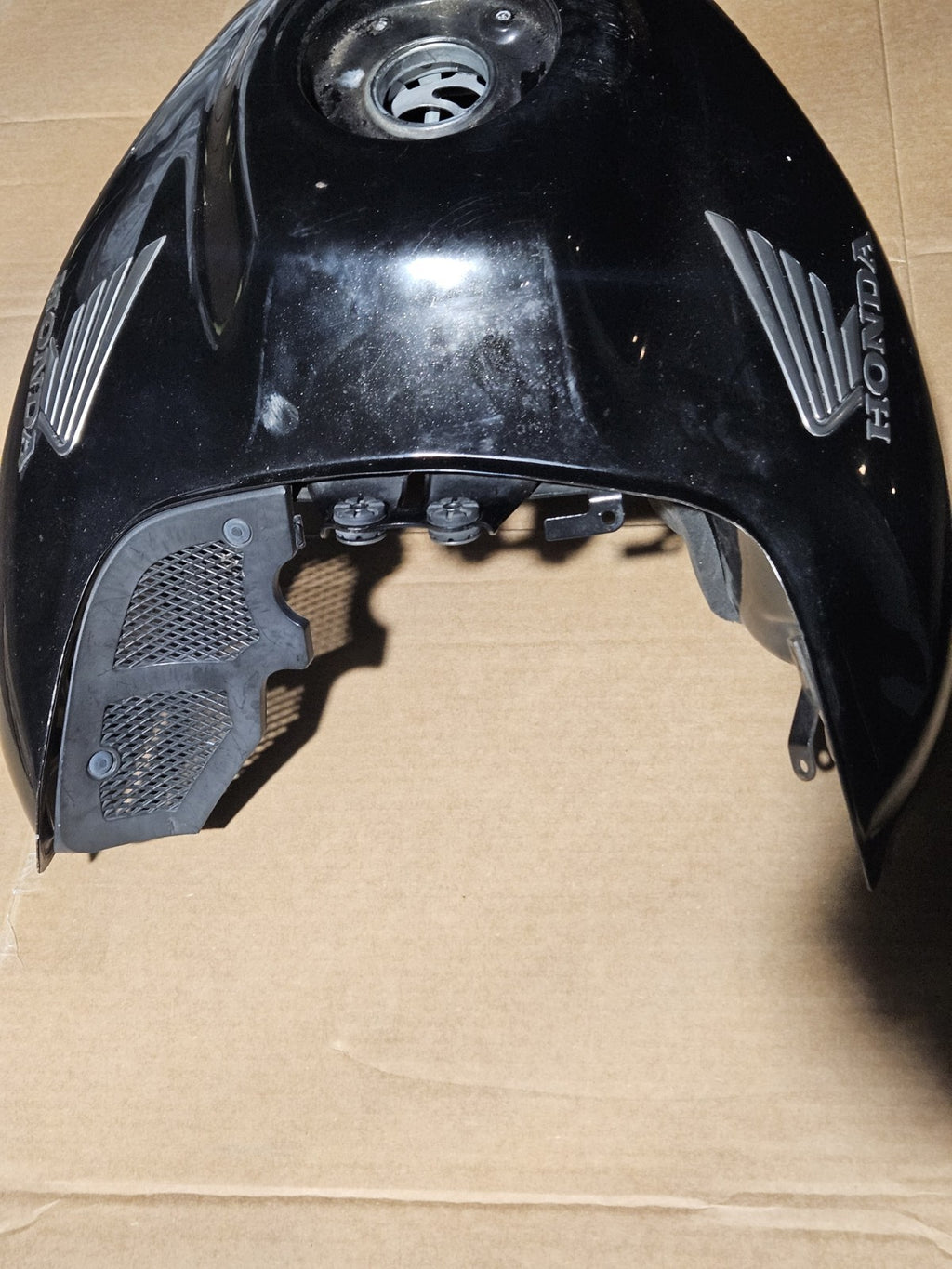08-16 CB1000R Small Dent Gas Tank Fuel Cell Petrol Reservoir Black OEM Pump Cap