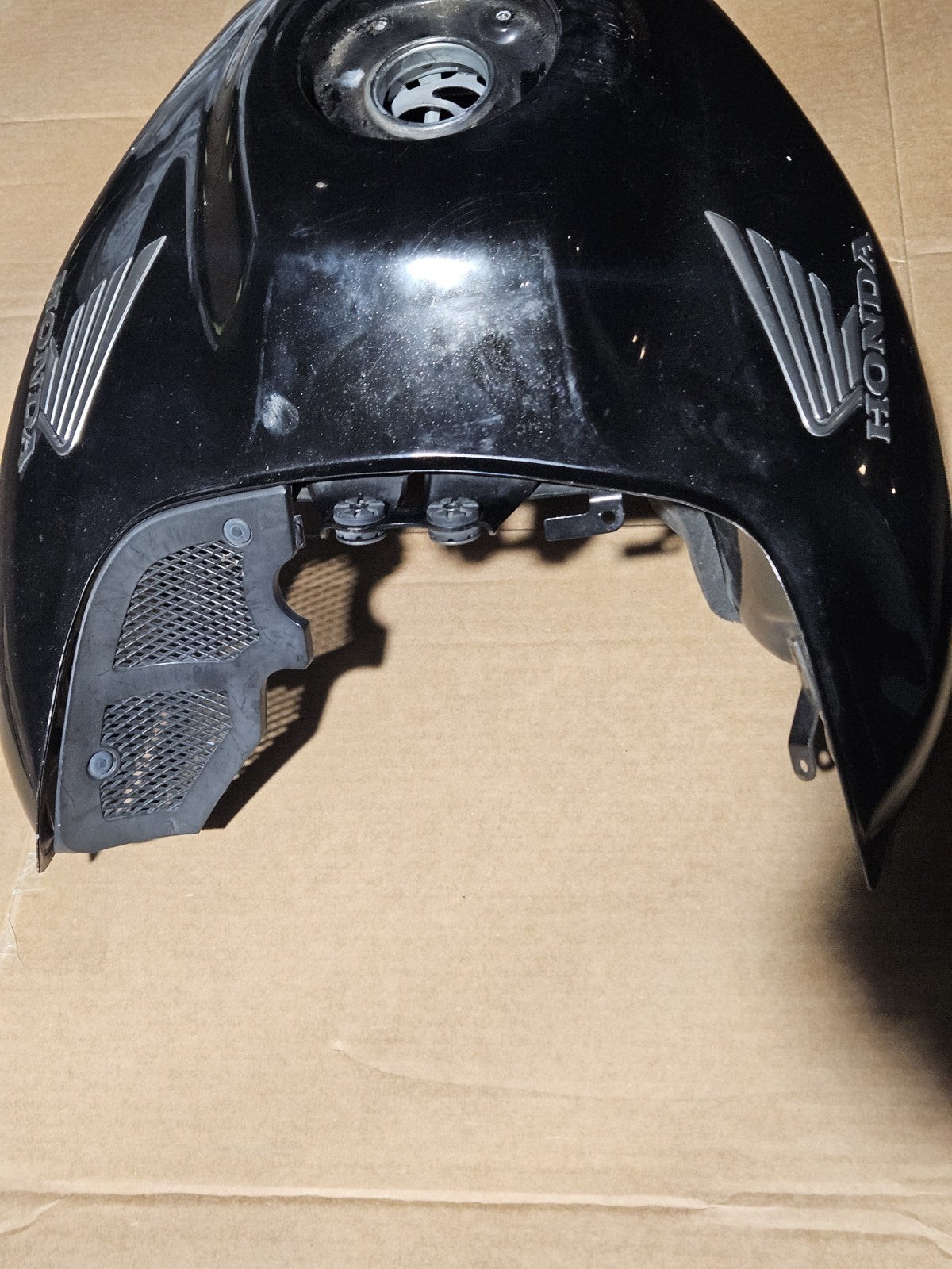08-16 CB1000R Small Dent Gas Tank Fuel Cell Petrol Reservoir Black OEM Pump Cap