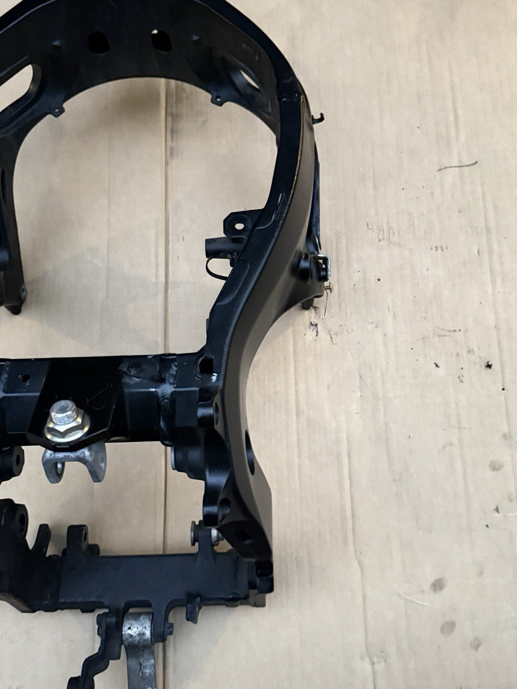 2011-2025 Suzuki GSXR750 GSX-R750 GSXR 750 OEM Main Frame Chassis Straight Clean4