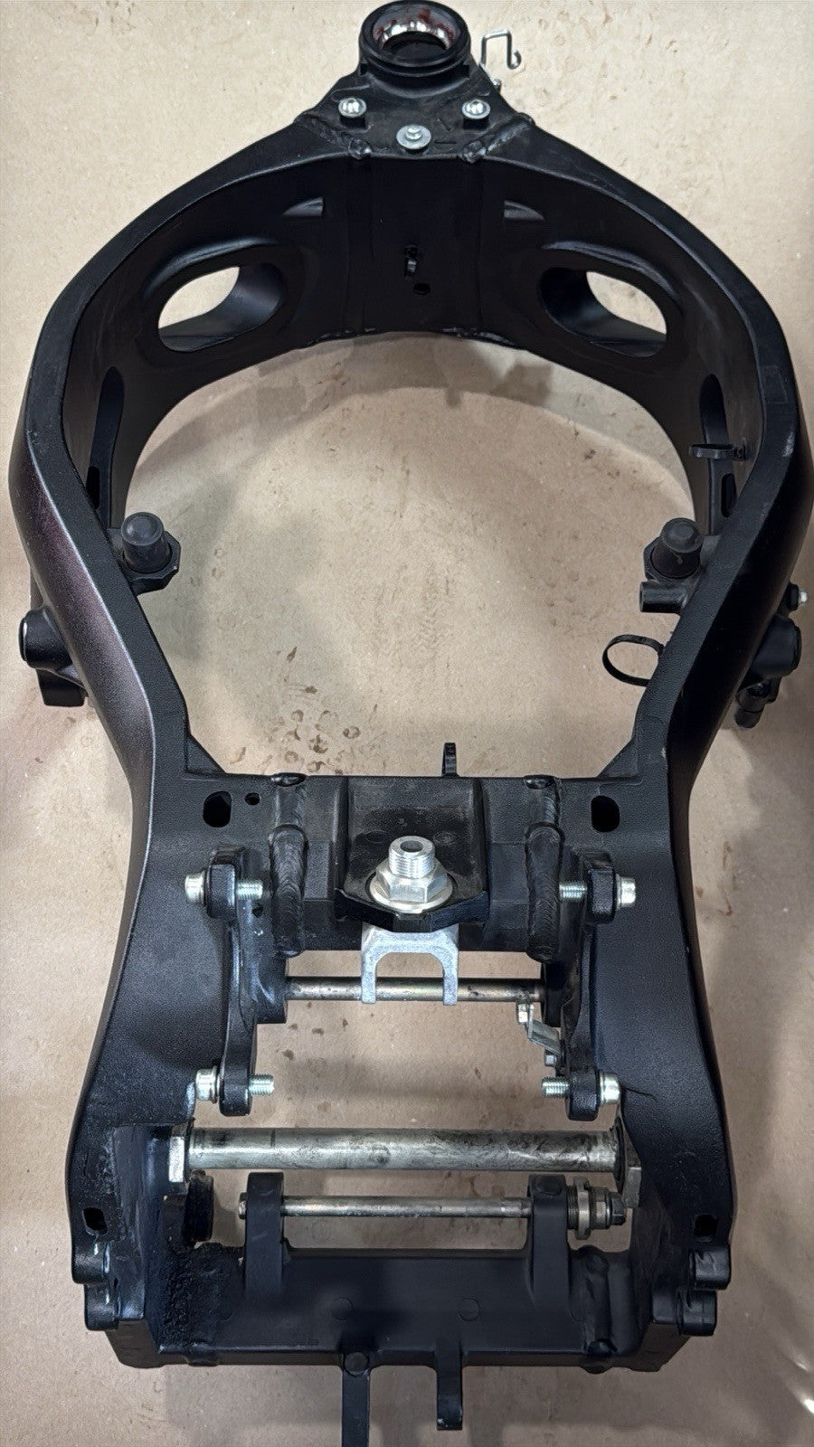 09-16 2012 Suzuki GSXR 1000 Main Frame Chassis STRAIGHT CLEAN 0 Miles
