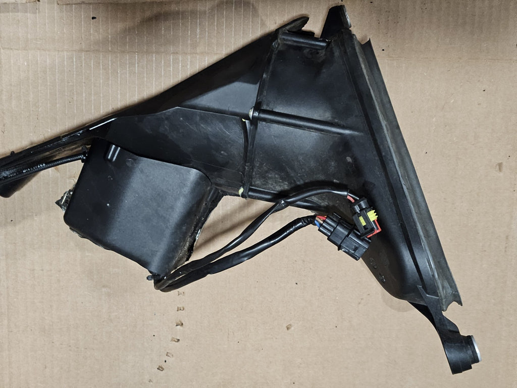 12-19 Ducati Panigale 899 959 1199 1299 OEM RADIATOR FAN TRIM ASSEMBLY OEM