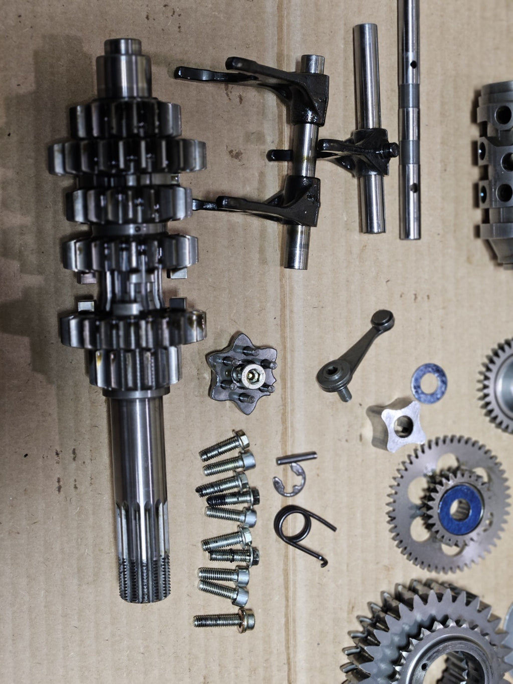 2015 15-18 Ducati 1299 Panigale Transmission Gearbox Gear Shaft Fork Drum OEM