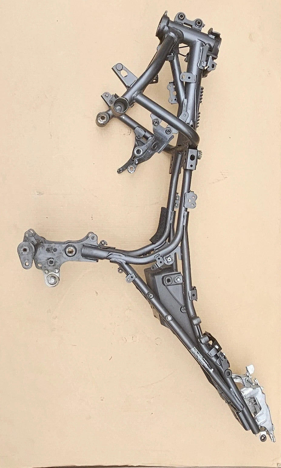 2022-2025 Yamaha YZF R7 OEM Main Frame Chassis CLN Road Ready Straight NO DAMAGE0