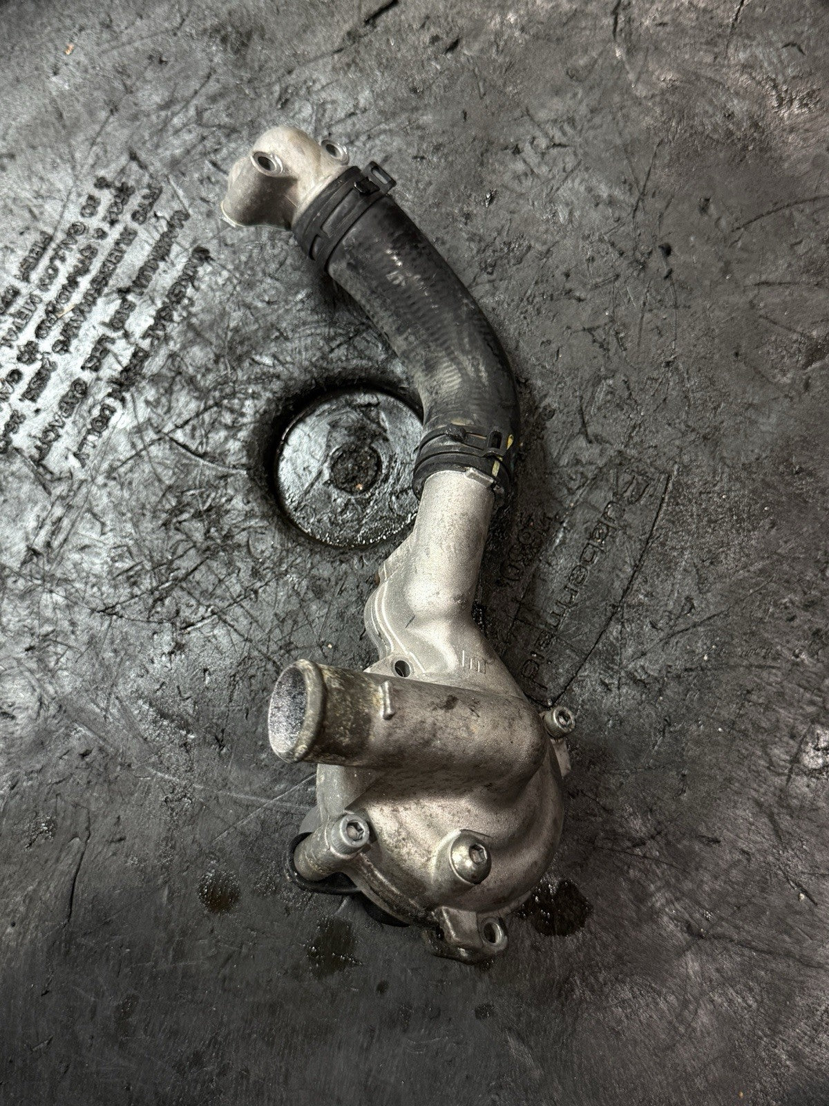 2015-2020 Aprilia RSV4 RR RF Tuono V4 1100 OEM Water Coolant Pump Assy 2A0008022