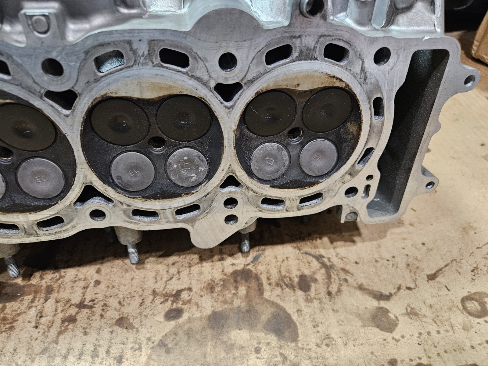 06-07 Honda CBR1000RR Cylinder Head Engine Motor OEM Top End 2006 2007 Factory