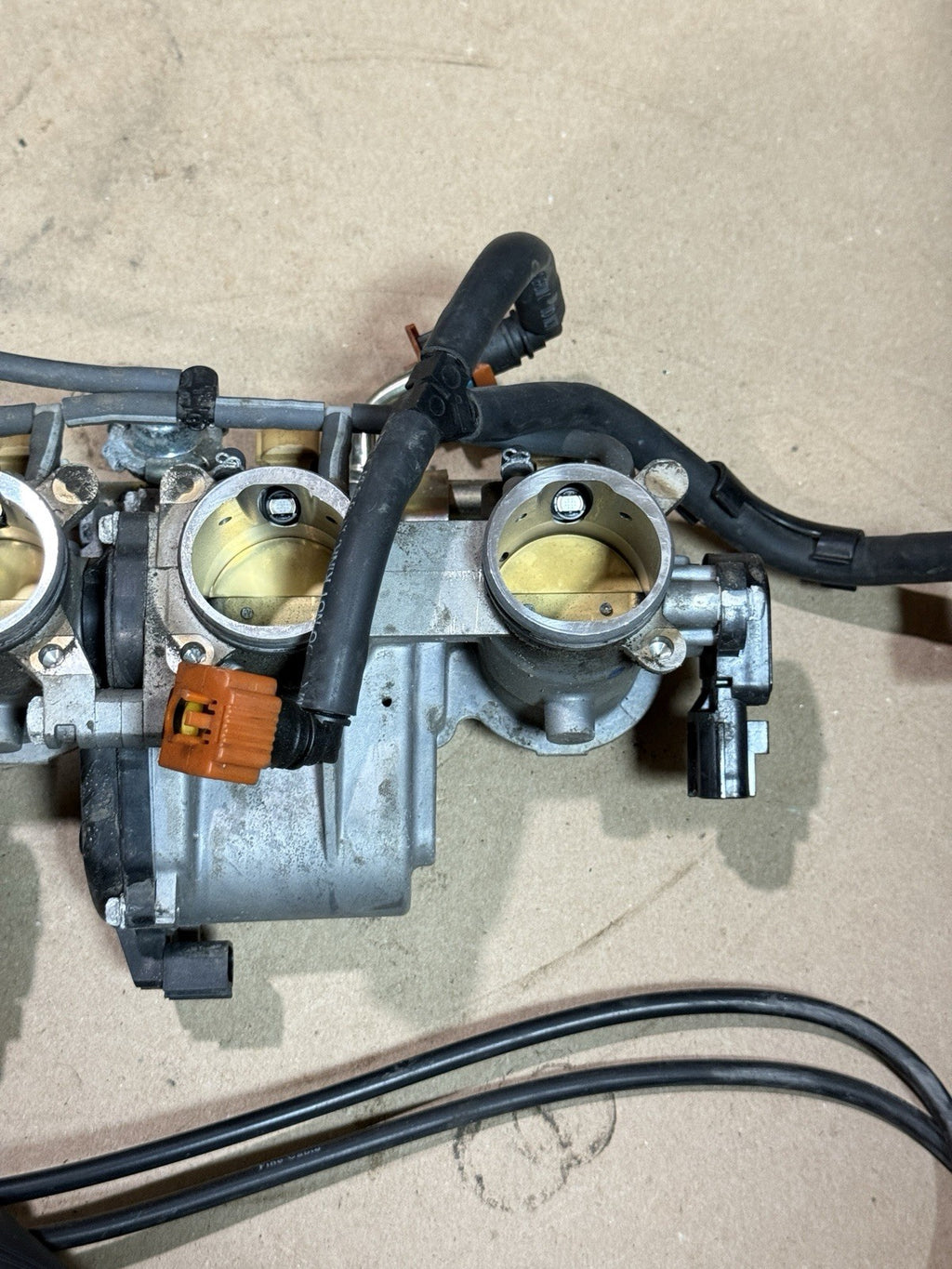 08-16 2009 Yamaha YZF R6 OEM Throttle Body Bodies Fuel Injectors Assembly Set