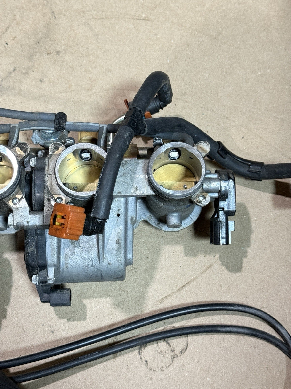 08-16 2009 Yamaha YZF R6 OEM Throttle Body Bodies Fuel Injectors Assembly Set