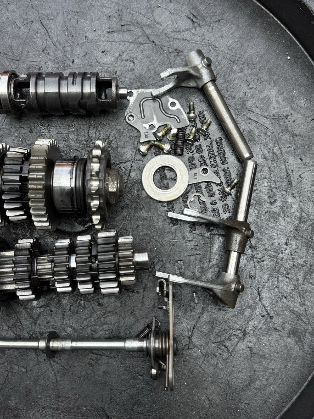 08-16 Yamaha YZF R6 OEM Engine Motor Transmission Tranny Gears Dogs Shaft R62