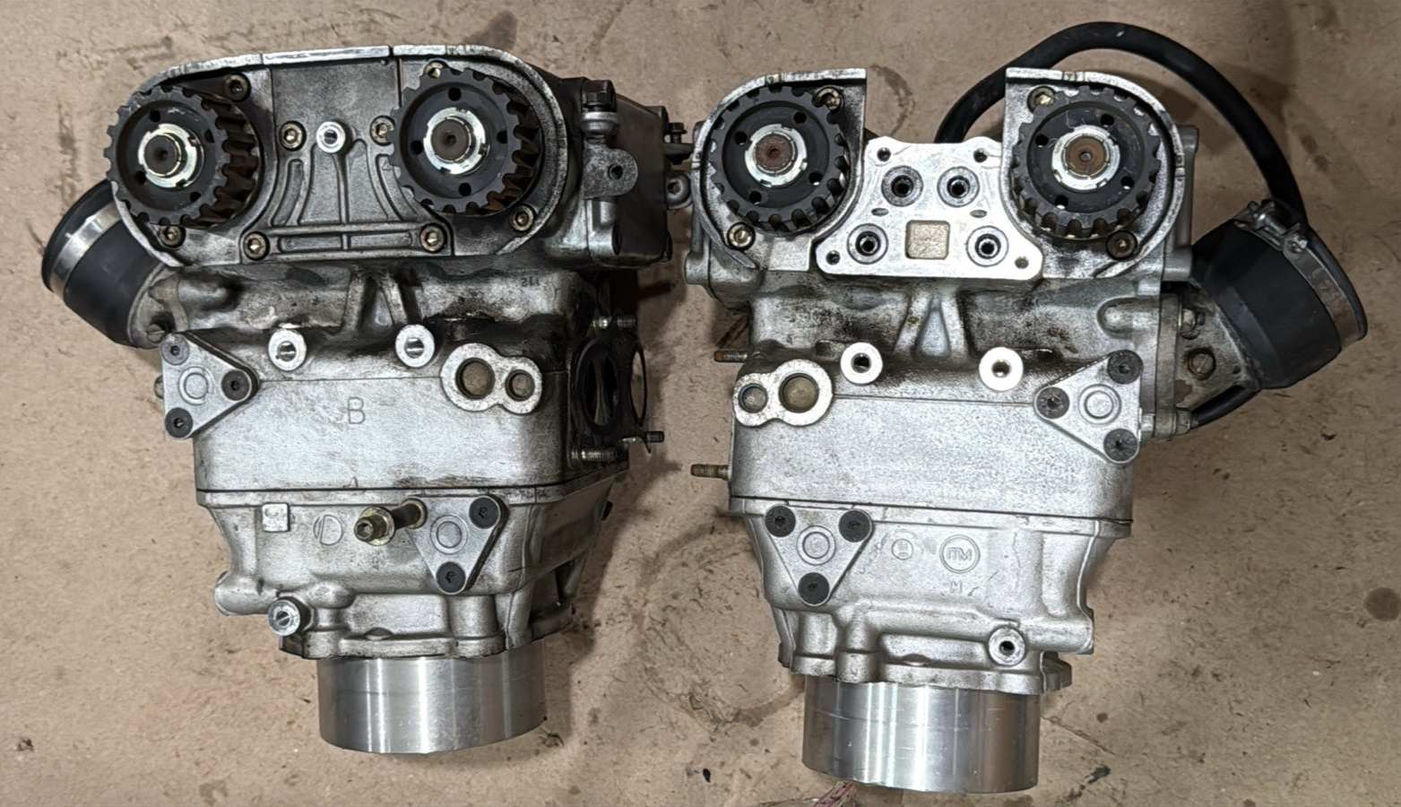 94-03 Ducati 748 OEM Vertical Horizontal Cylinder Head Engine Top End Motor Set