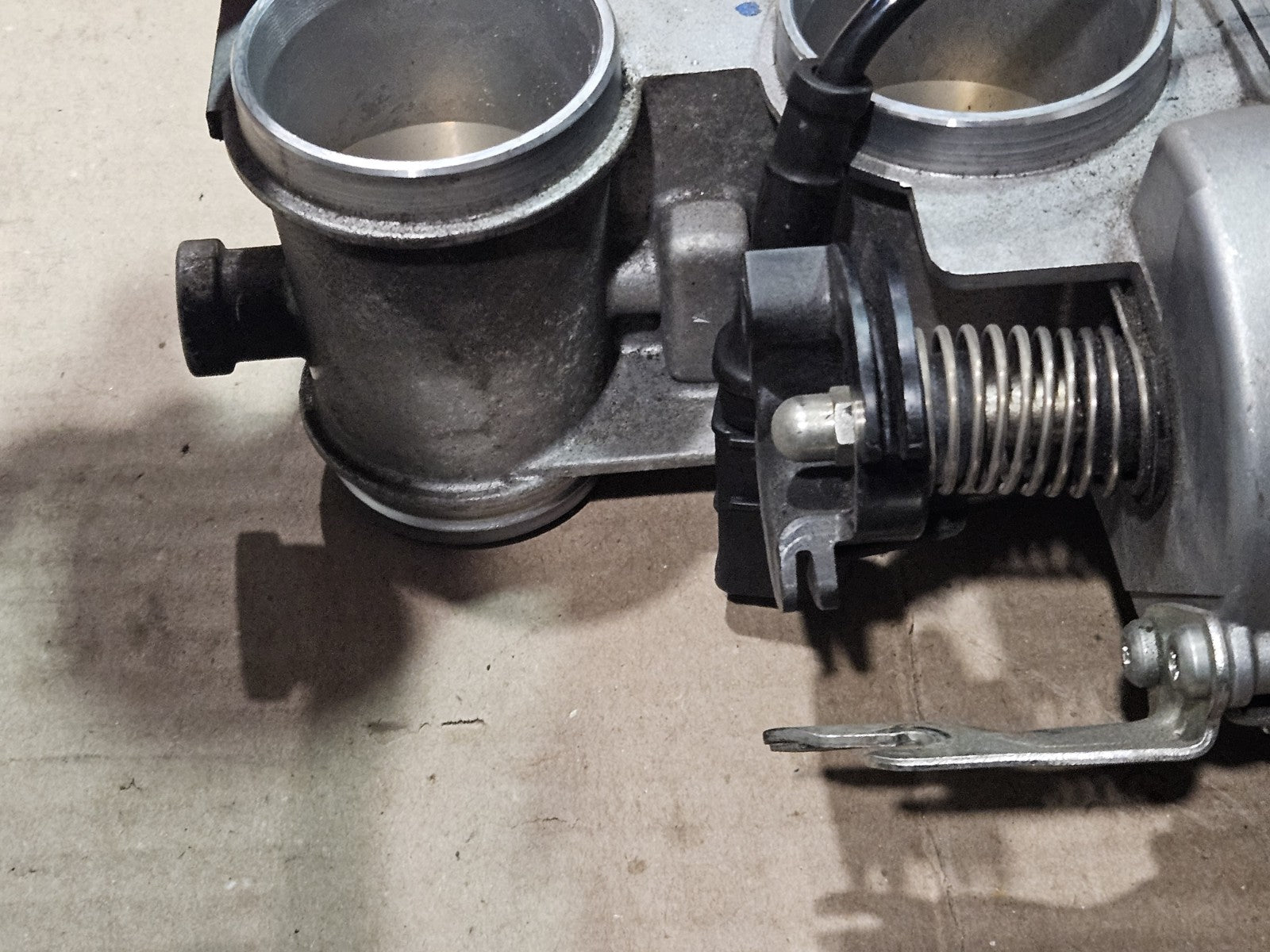 10 11 12 13 14 BMW S10000RR S 1000 RR OEM Throttle Bodies Body INTAKE FUEL PARTS