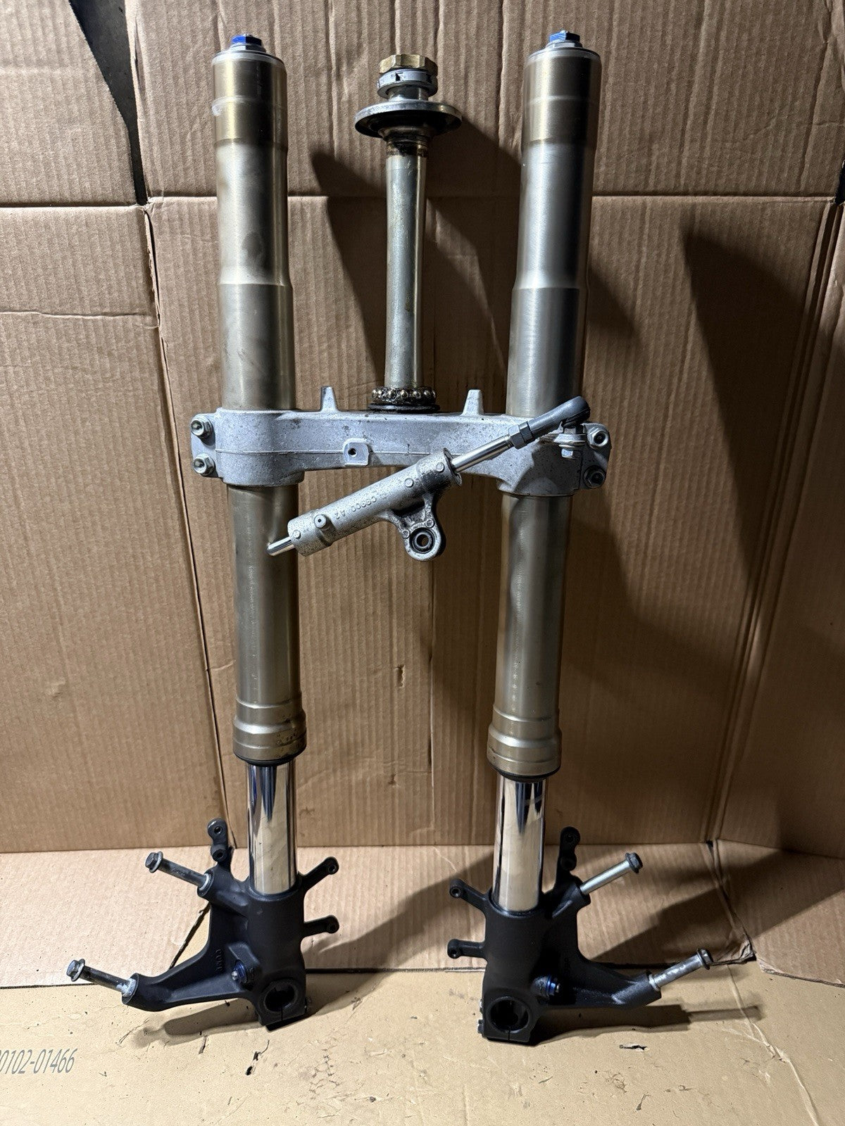06-07 Suzuki GSXR600 GSX-R600 K6 K7 OEM Front Fork Lower Triple Tree 51103-01H007