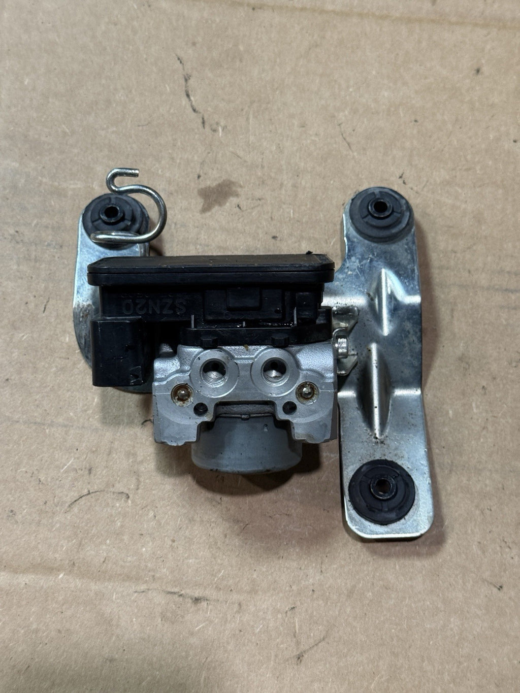 19-23 Kawasaki Ninja ZX6R ZX636 636 ABS Pump Module Unit Modulator 006-V95-1643