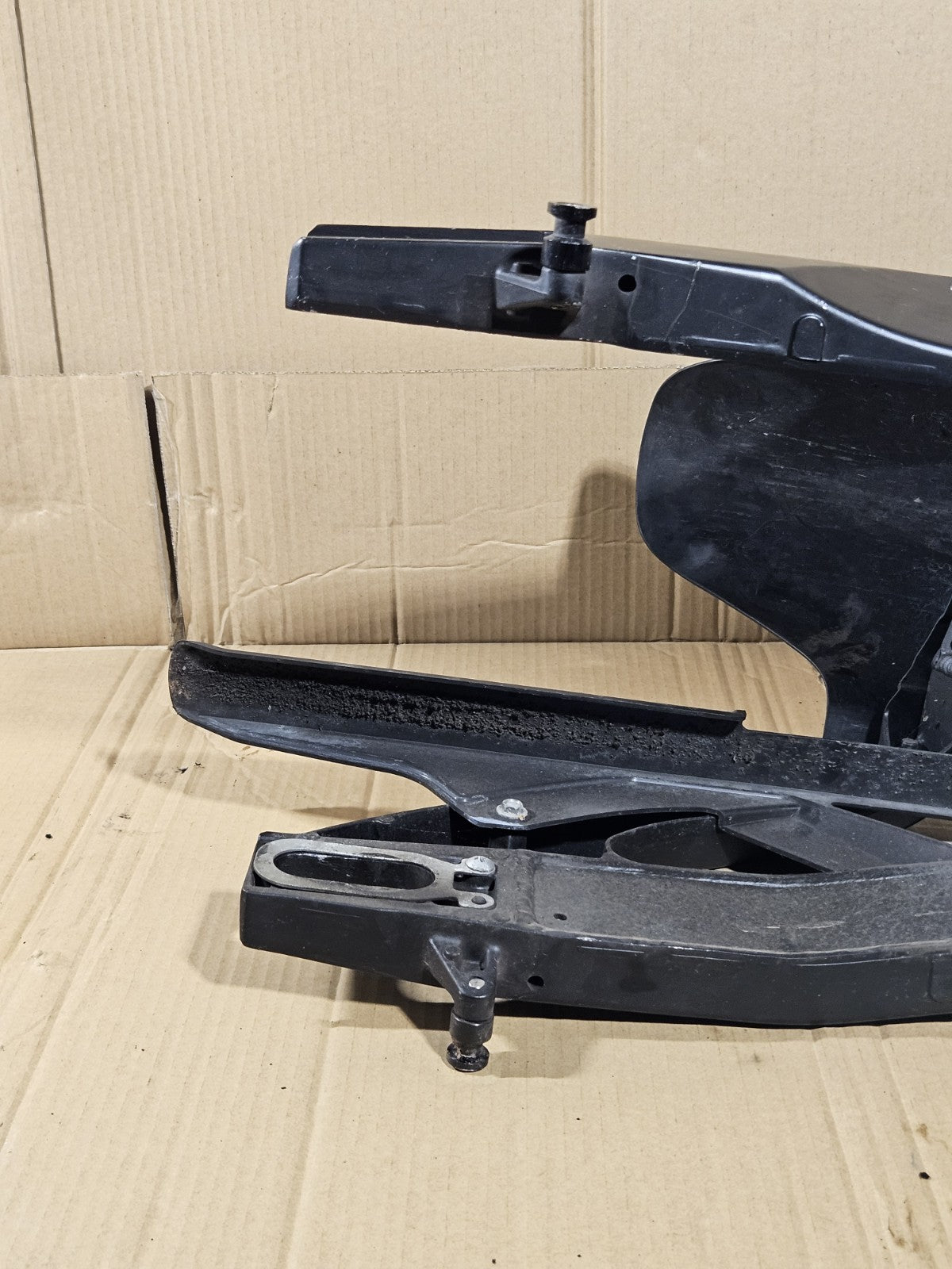 2006 2007 Suzuki GSXR600 Swingarm with Rear Shock and Linkage Set OEM 15