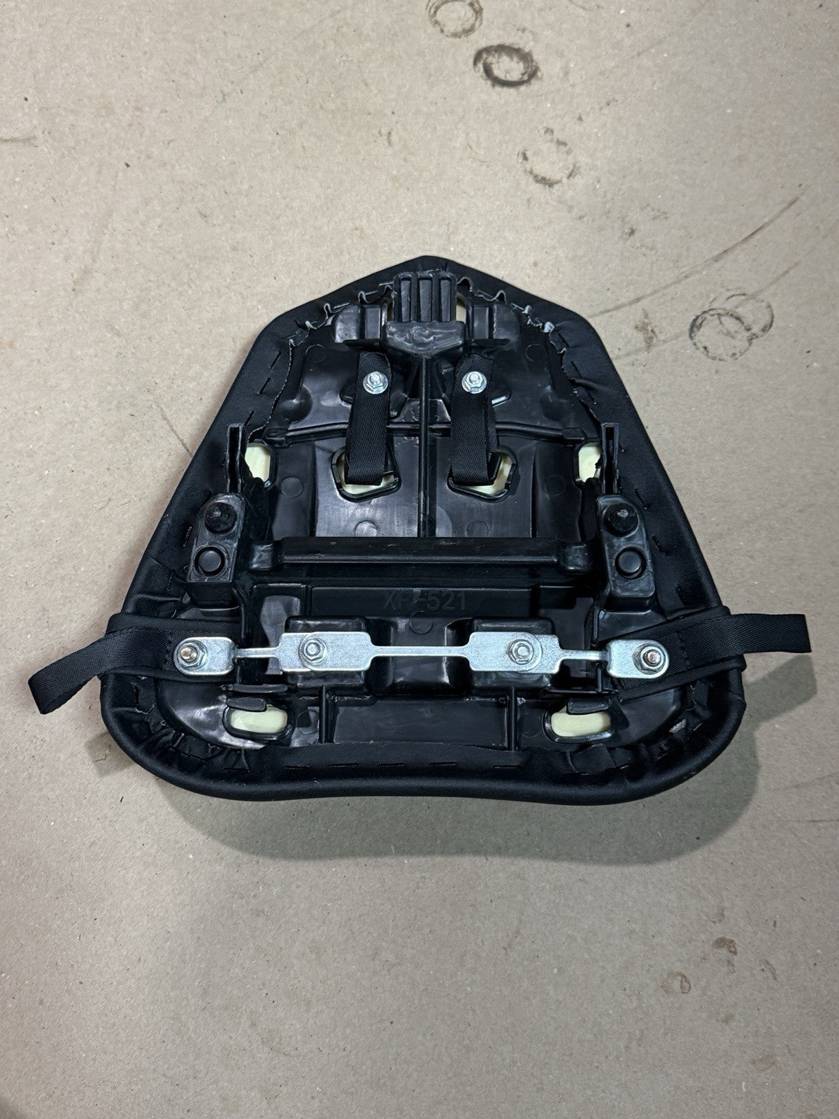 2008-16 Yamaha YZF-R6 OEM Rear Passenger Pillion Seat Assembly New Cover Clean
