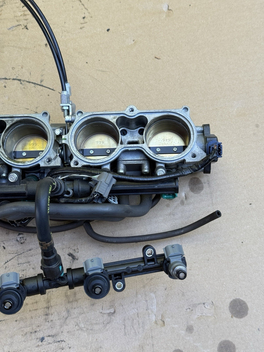 2008-2016 Honda CBR1000RR OEM Throttle Body Bodies Fuel Injectors 16460-MFL-00315