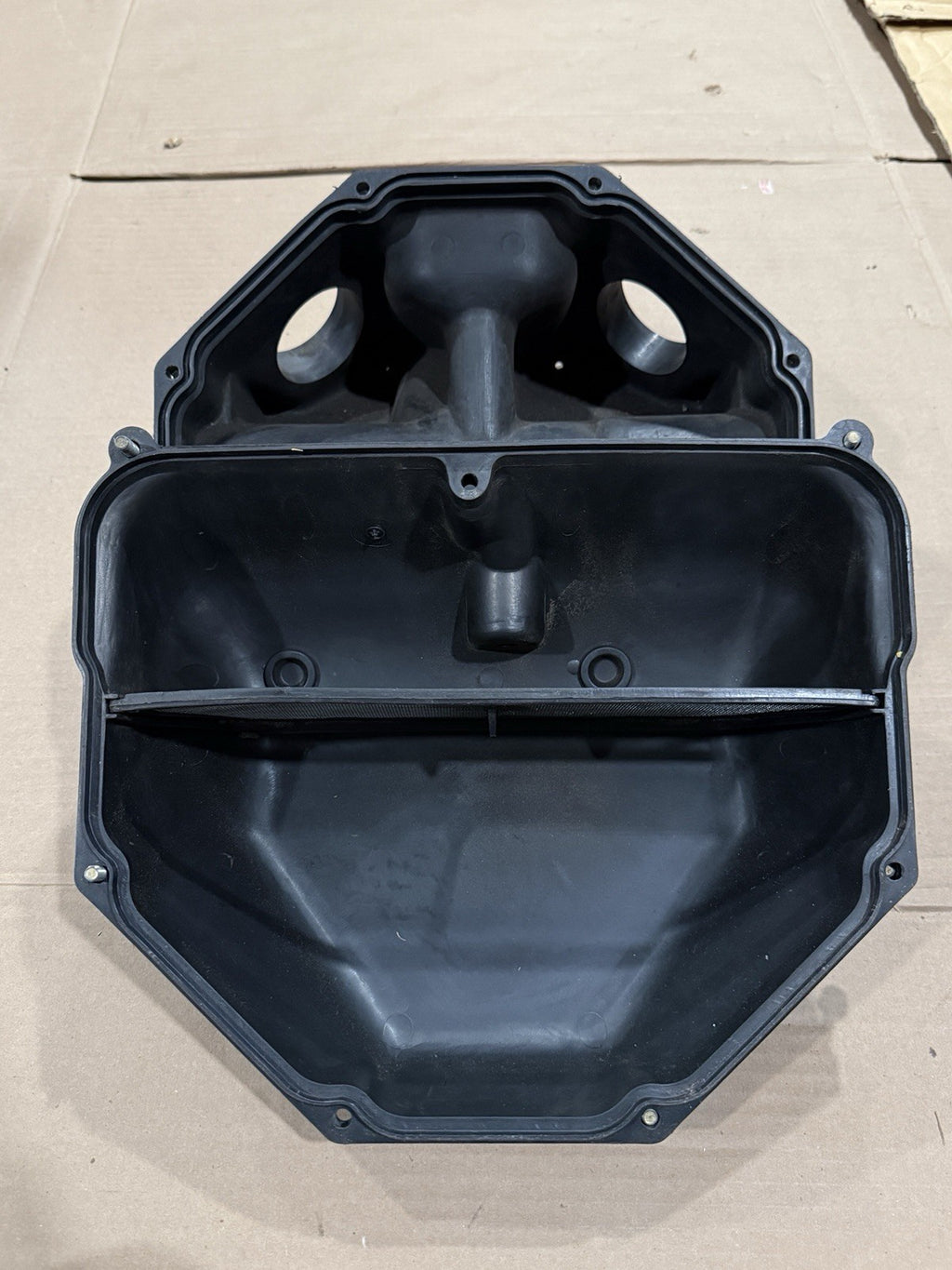 1998-1999 Kawasaki Ninja ZX6R ZX600G OEM Airbox Air Box Filter Case 11010-17365
