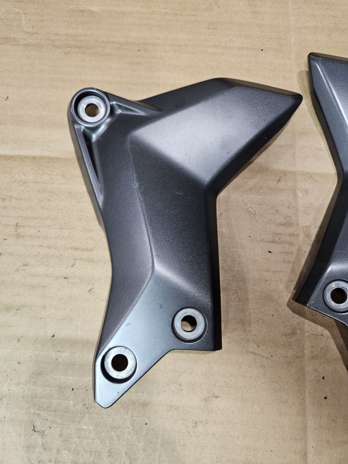 2022-2025 Yamaha YZF-R7 R7 OEM Frame Trim Fairing Cover Side Panel Set1
