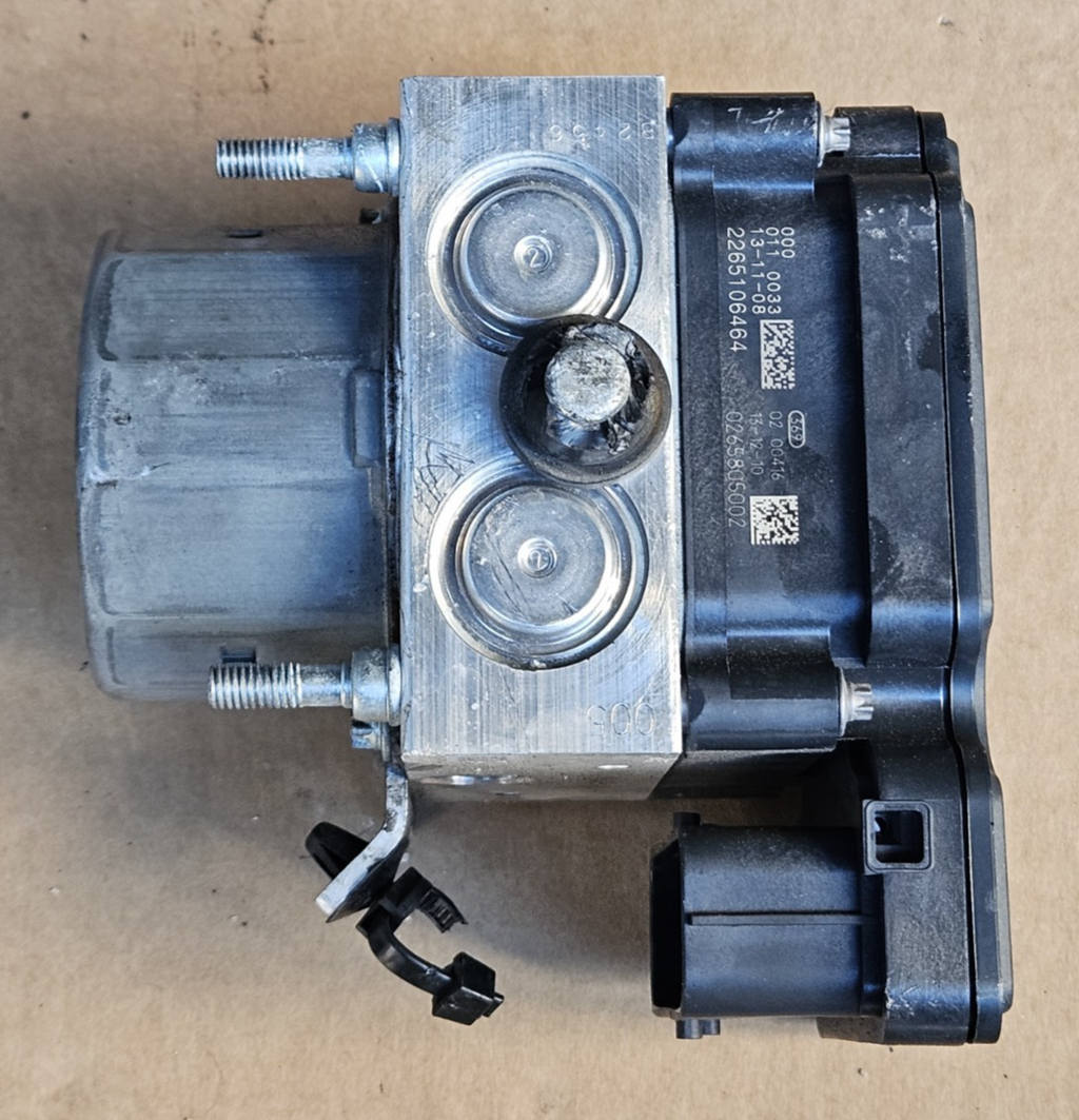 2009-2014 BMW S1000RR OEM ABS Pump Module Brake Control Unit 2014
