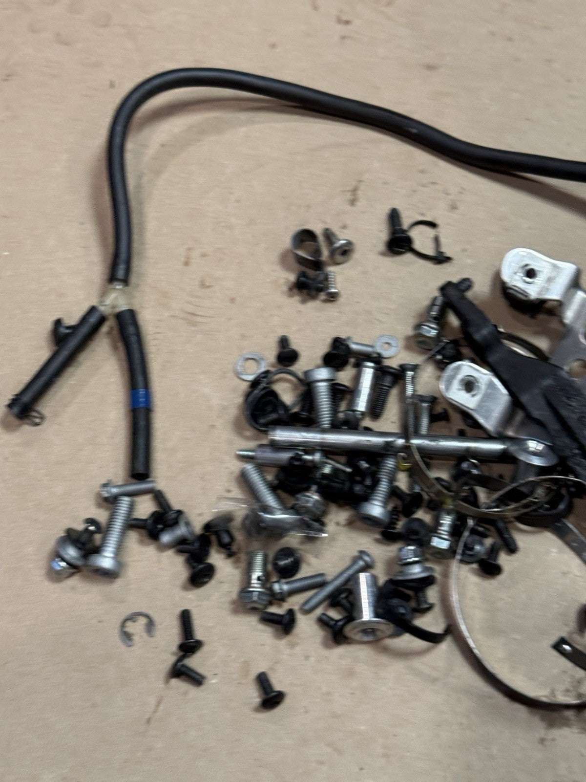 2021 - 2026 APRILIA RSV4 OEM BOLTS PARTS NUTS SCREWS MOUNTING HARDWARE SET STOCK