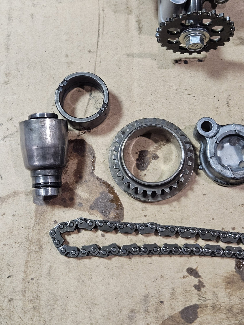 04-07 Honda CBR1000RR Engine Oil Pump Chain Gears OEM Motor 2004 2005 2006 2007