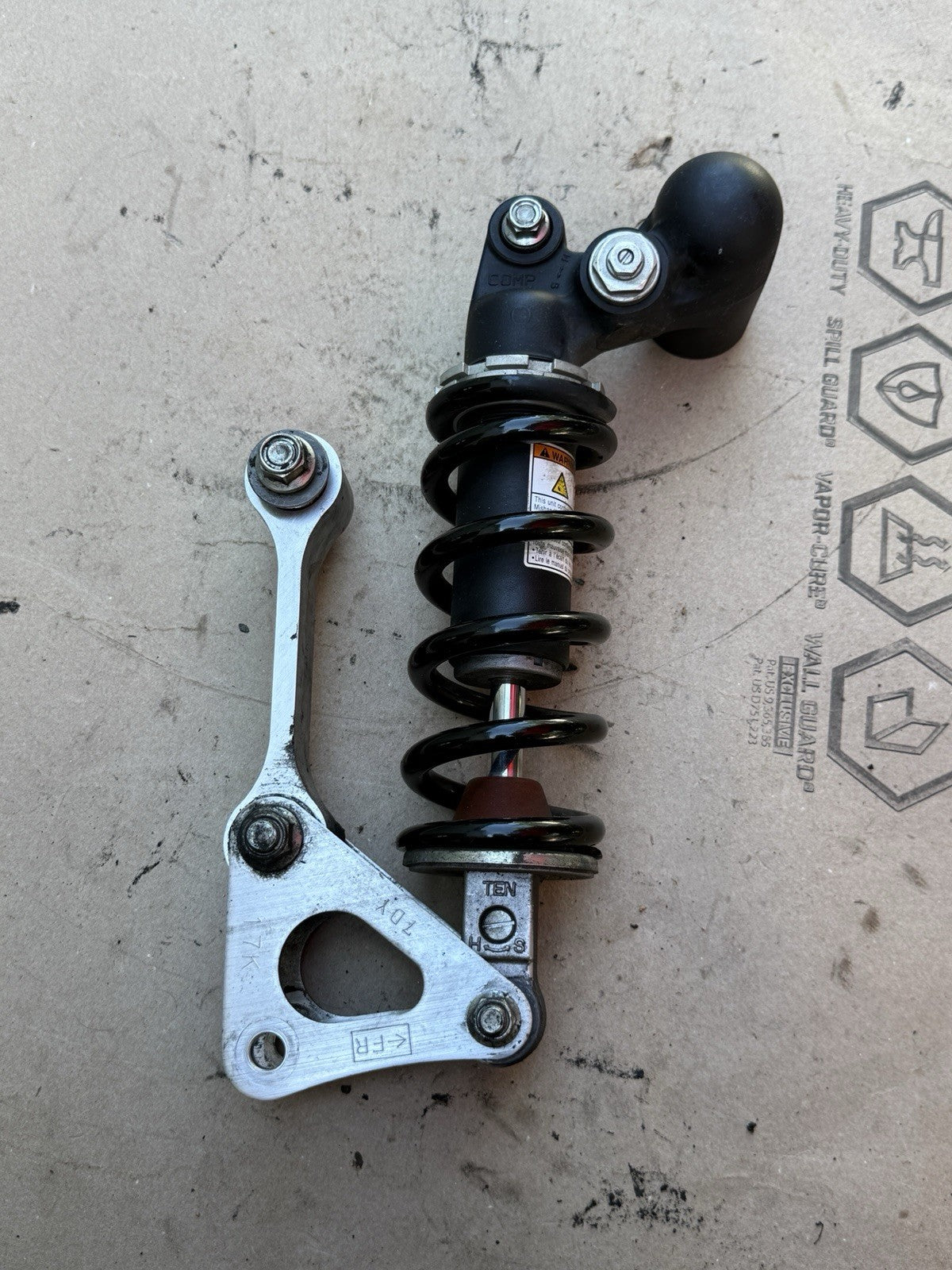 17-25 GSXR 1000 GENUINE OEM REAR BACK SHOCK SPRING COIL ABSORBER SUSPENSION
