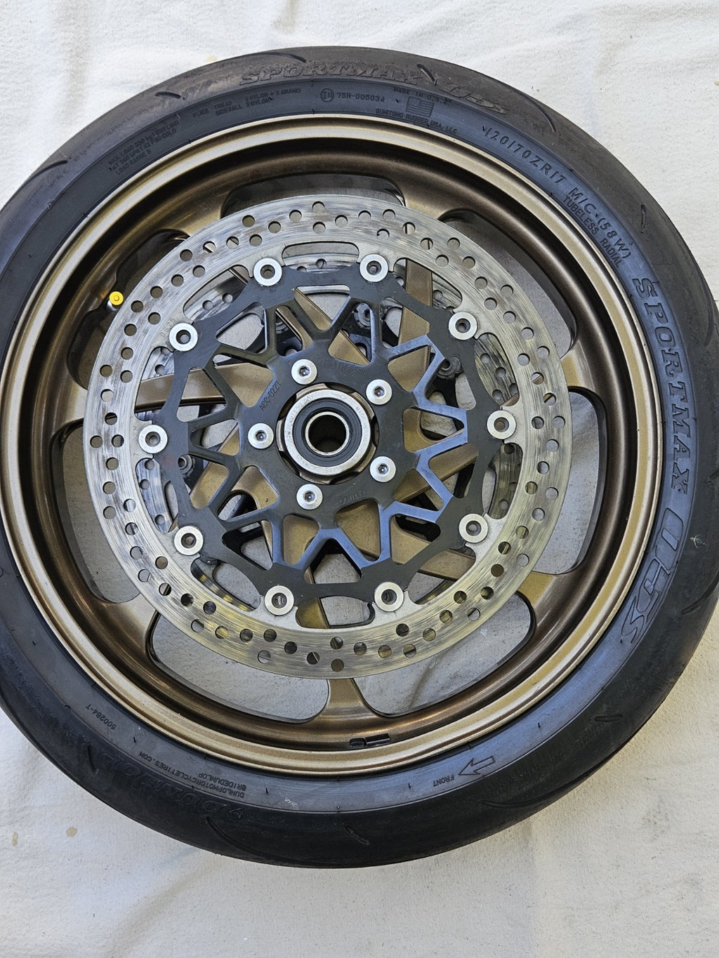 KAWASAKI NINJA ZX10RR ZX10R Marchesini FORGED FRONT WHEEL RIM DMG11