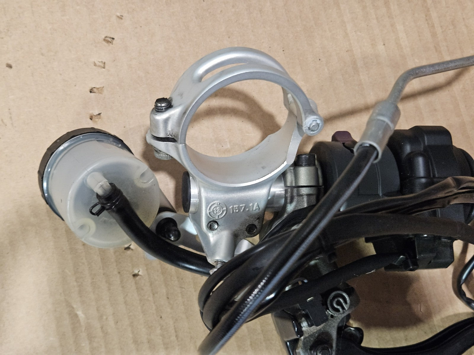 15-19 2015 Ducati 1299 OEM Left Handlebar Controls Clutch Switch Throttle Bar