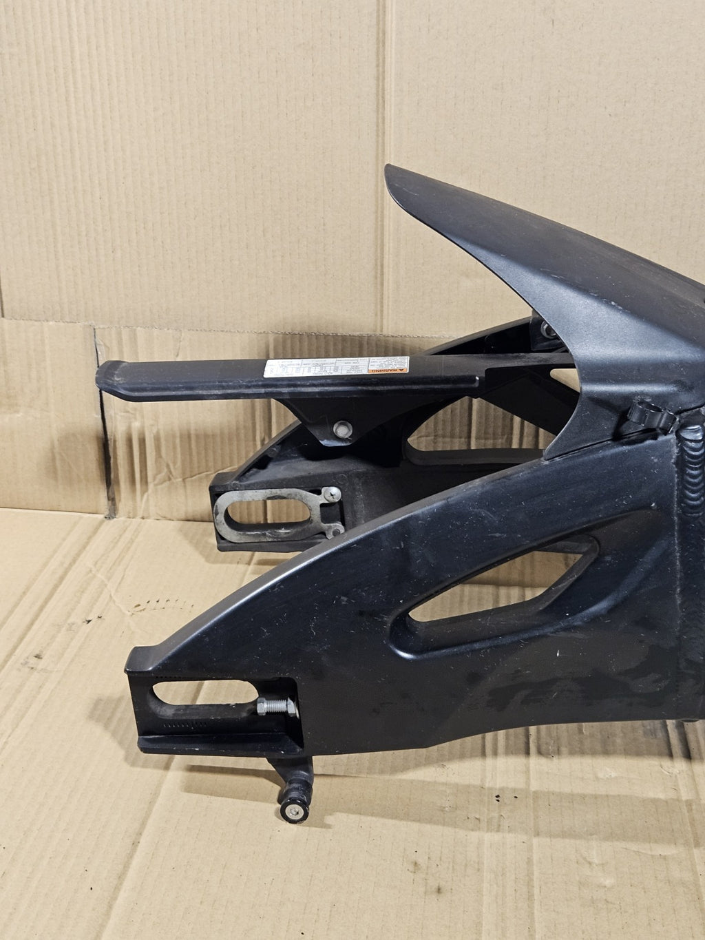 2006 2007 Suzuki GSXR600 Swingarm with Rear Shock and Linkage Set OEM 9