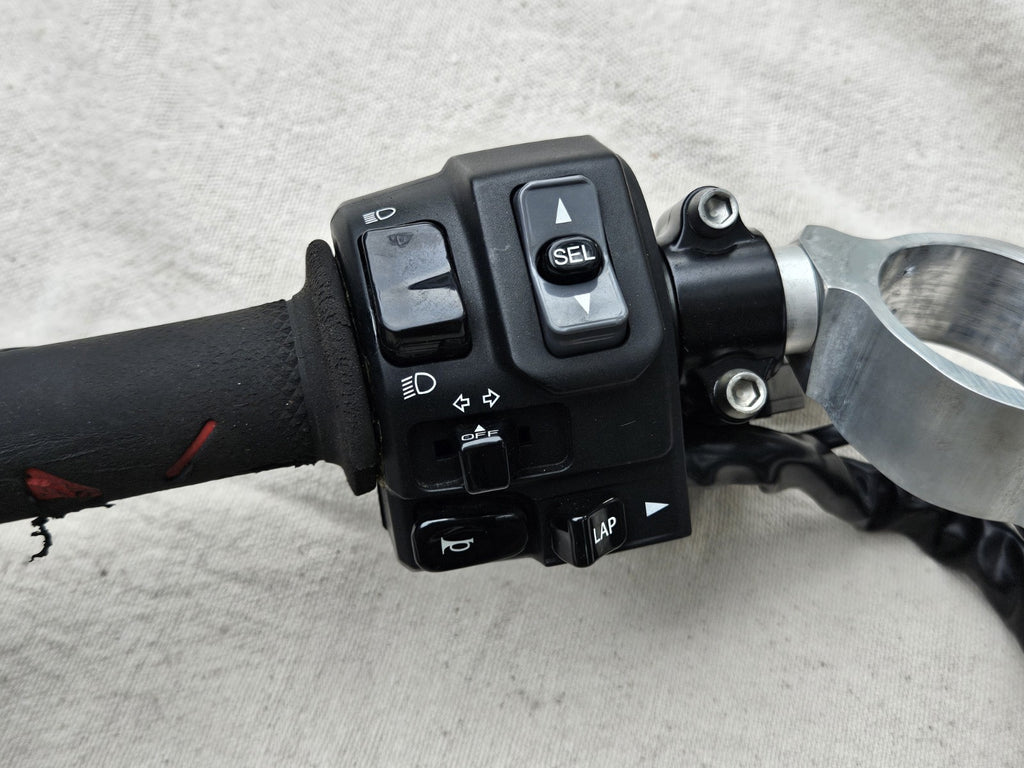 2016-2020 Kawasaki ZX10R ZX10RR OEM LH Left Clip On Handlebar Switch 46091-06061