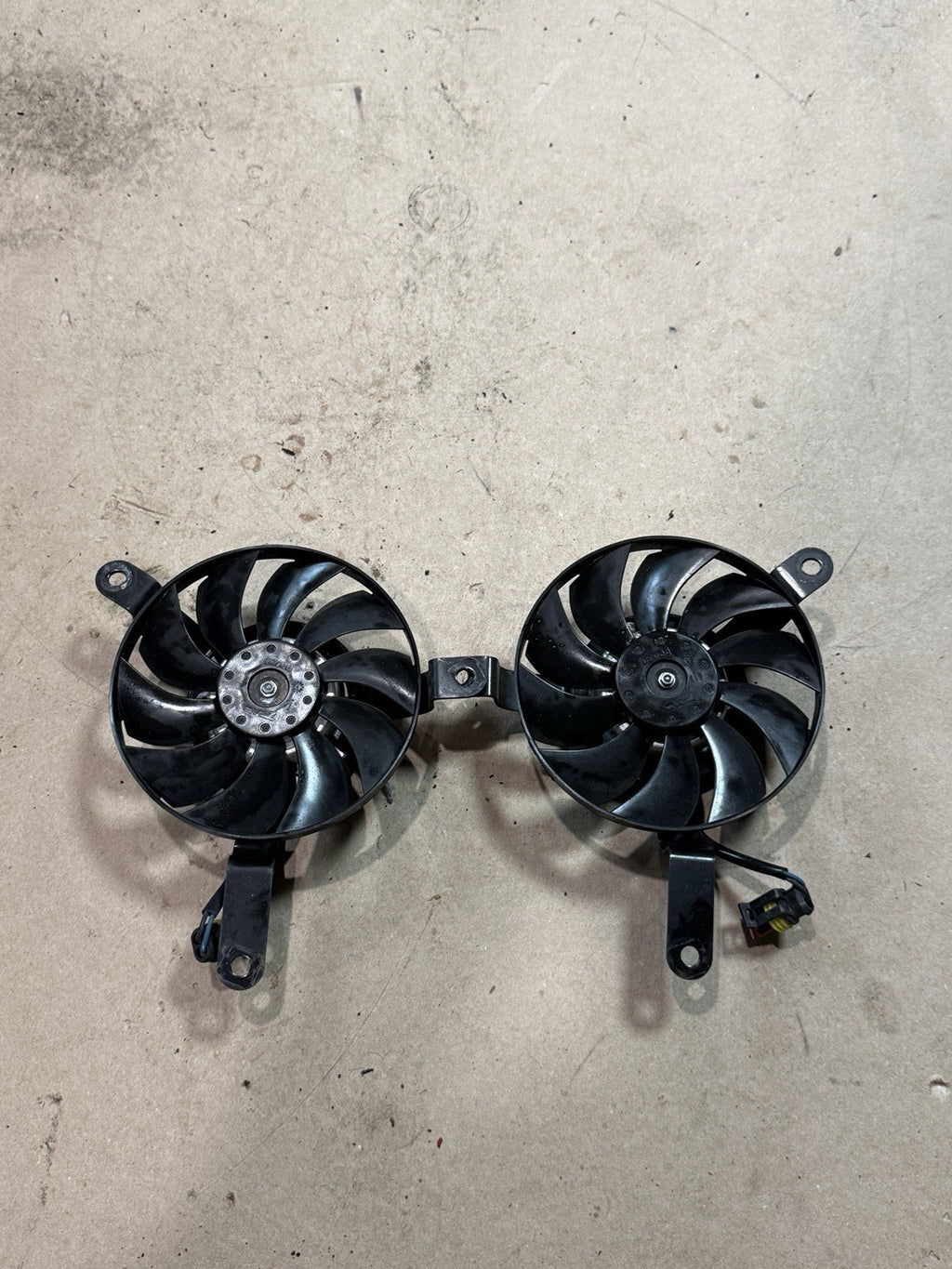 11-13 Ducati 848 EVO 848EVO OEM Radiator Cooling Fans Fan Motor Set 550.4.018.1A0