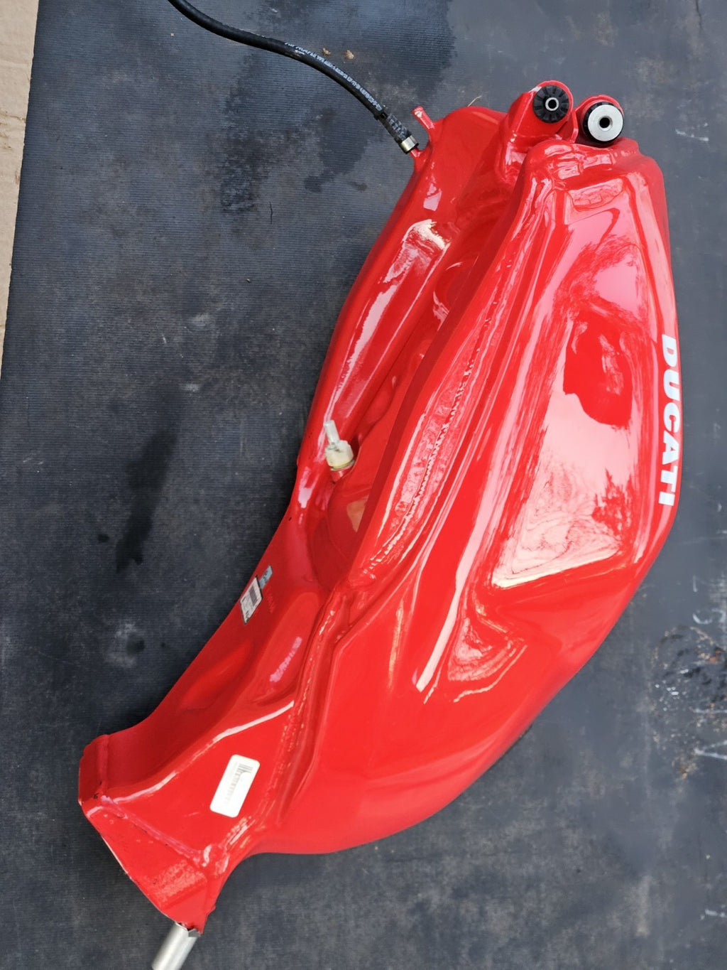 12-19 2015 Ducati Panigale 1199 1299 S R OEM Gas Fuel Tank Red Mint