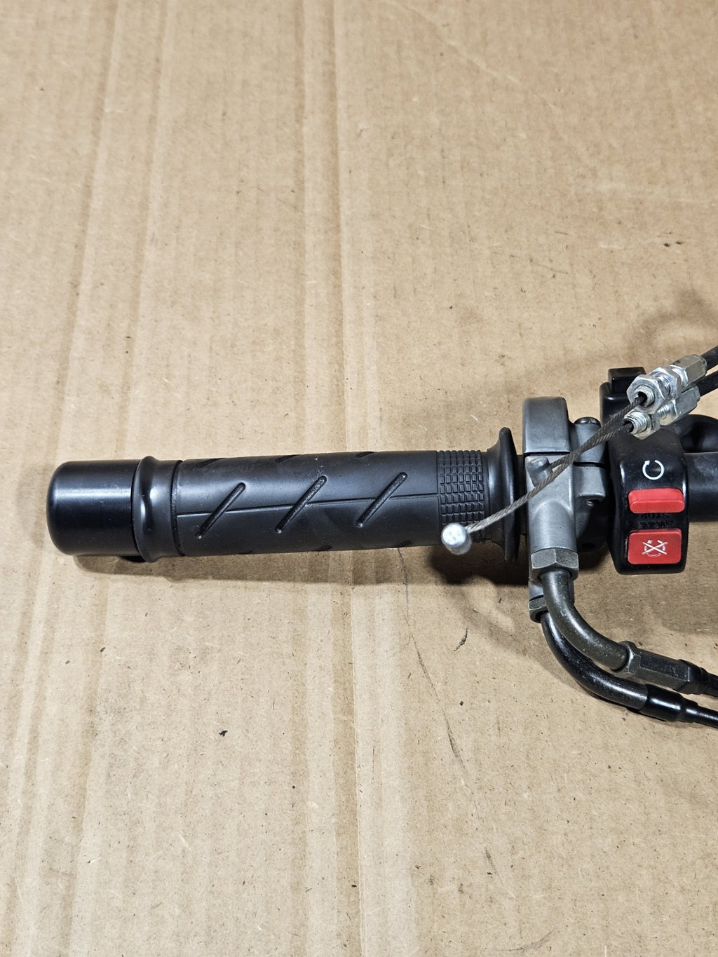 2005-2007 Honda CBR1000RR OEM Right Clip-On Bar Throttle Switch 53100-MEL-D002
