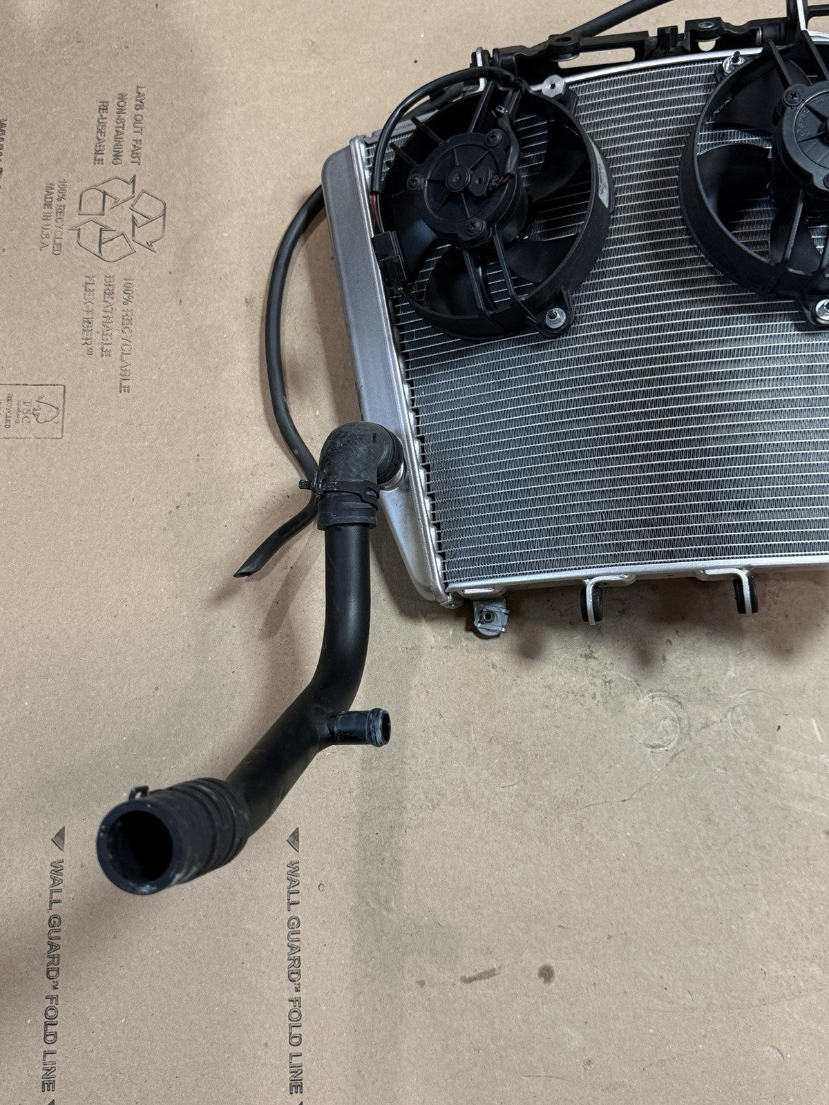21-24 Aprilia RSV4 OEM Engine Radiator Motor Cooling Radiator Fan Left Right Set