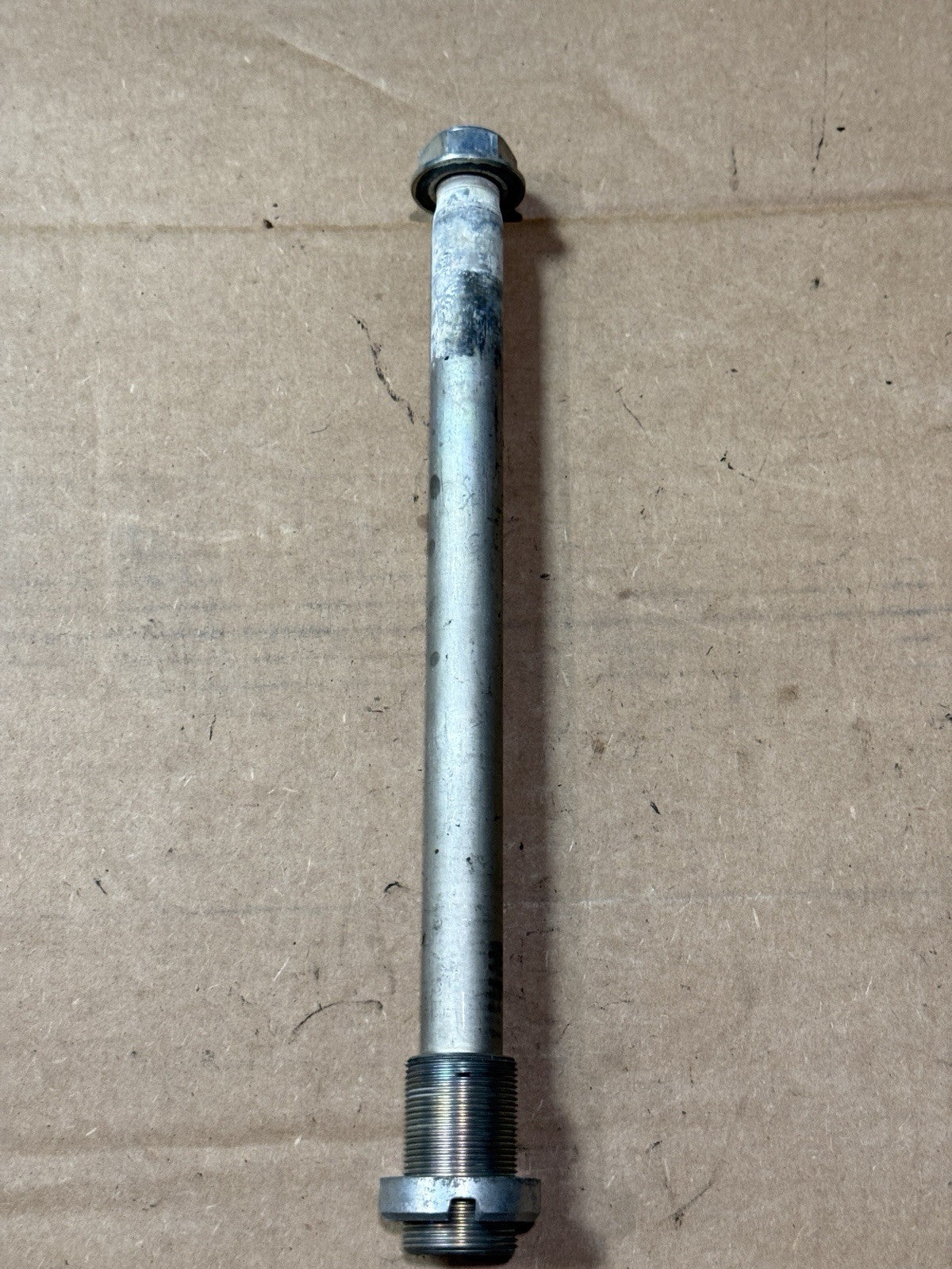 19-23 Kawasaki Ninja ZX6R 636 OEM Swingarm Pivot Bolt Shaft Spindle 33032-00442