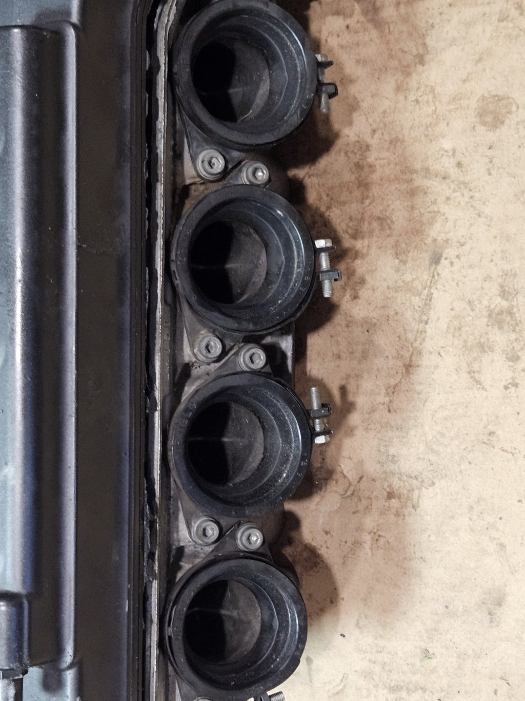06-07 2006 Honda CBR1000RR CBR 1000RR OEM Cylinder Head 12010-MEL-D20 PARTS