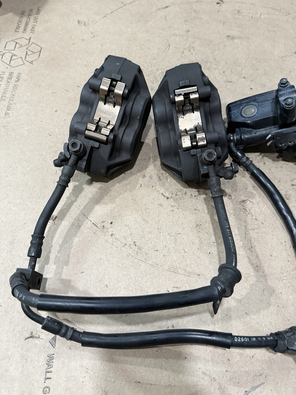 01-06 2002 HONDA CBR 600 F4I CBR 600F4I OEM FRONT BRAKE CALIPERS MASTER LINE2