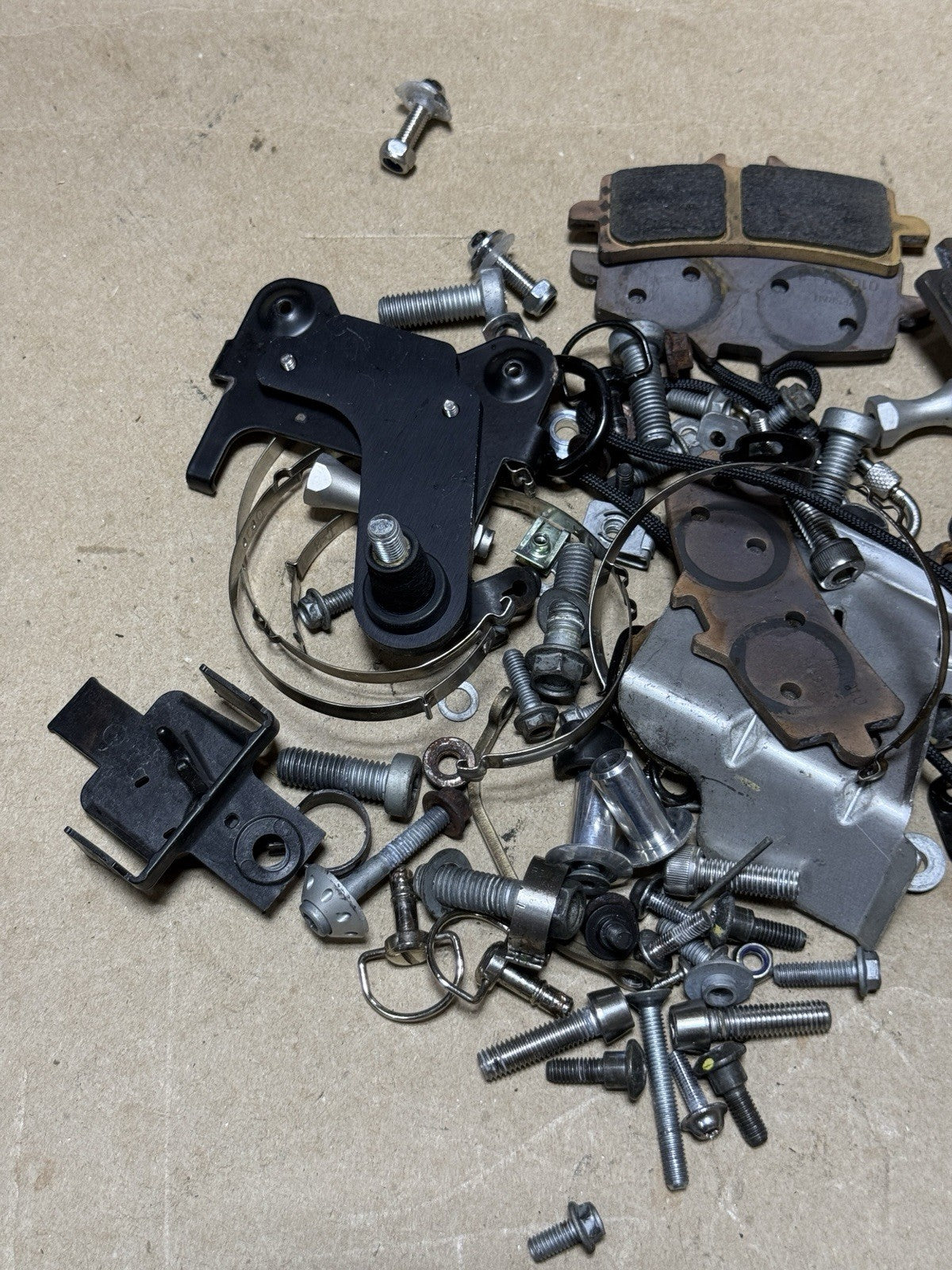 2015-2018 Aprilia RSV4 1000 RR RF Tuono OEM Engine Bolts Hardware Brackets Lot