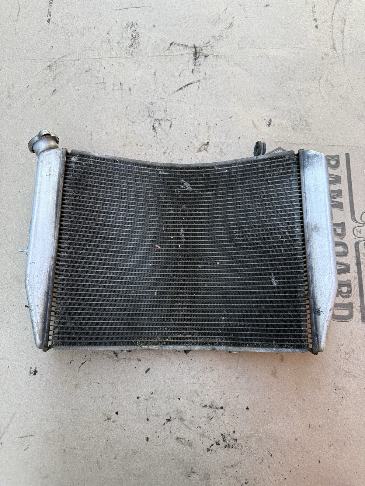 2017-2025 Suzuki GSXR1000 GSXR1000R OEM Engine Coolant Cooling Radiator Cooler