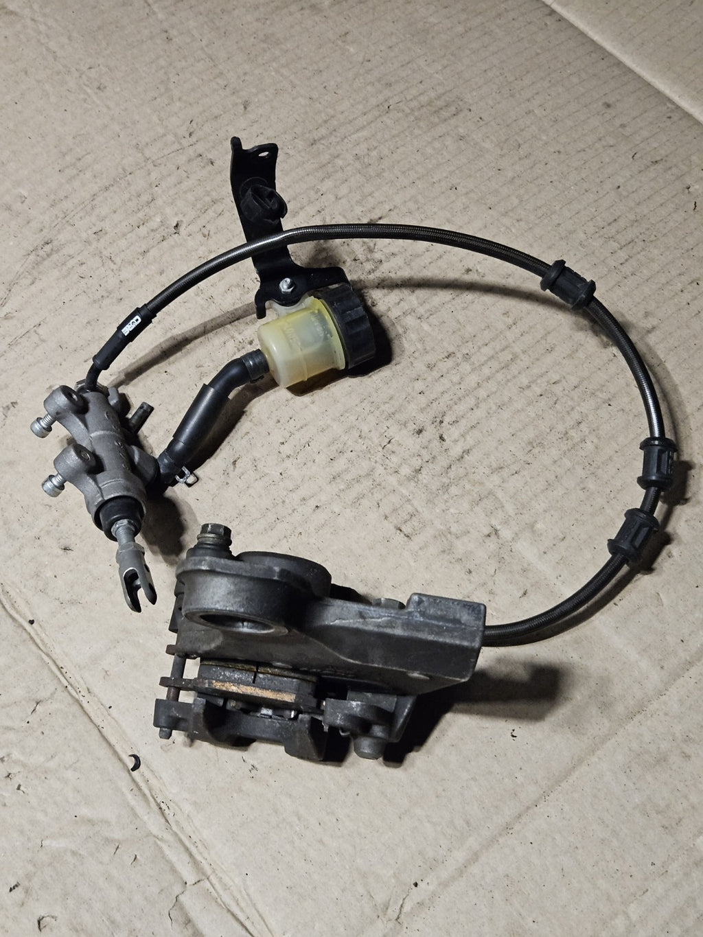 2008-2011 Yamaha YZF-R6 R6 OEM Right Rearset Rear Brake Master Cylinder Caliper14