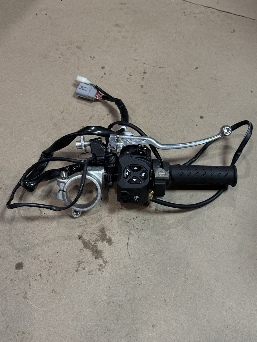 2021-2024 Aprilia RSV4 1100 Genuine OEM Left Clip-On Handlebar w Switches Tested