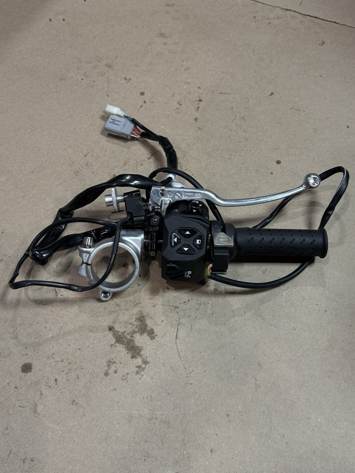 2021-2024 Aprilia RSV4 1100 Genuine OEM Left Clip-On Handlebar w Switches Tested