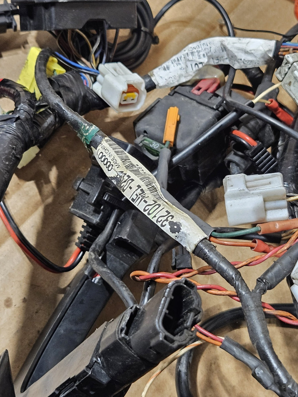 2006 Honda CBR1000RR Main Wiring Harness OEM 32100MELA20 Genuine Loom Motorcycle3